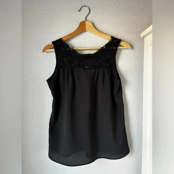 Lace Tank Sleeveless Black Work Blouse - Picture 2 of 5